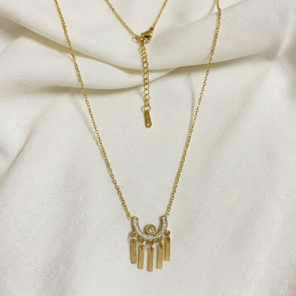 luxury crystal arc tassel necklace luxury crystal arc tassel necklace