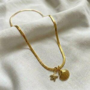 Home ocean charm shell necklace